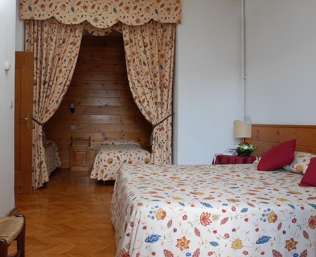 Hotel Albergo Dolomiti San Vito di Cadore Eksteriør billede