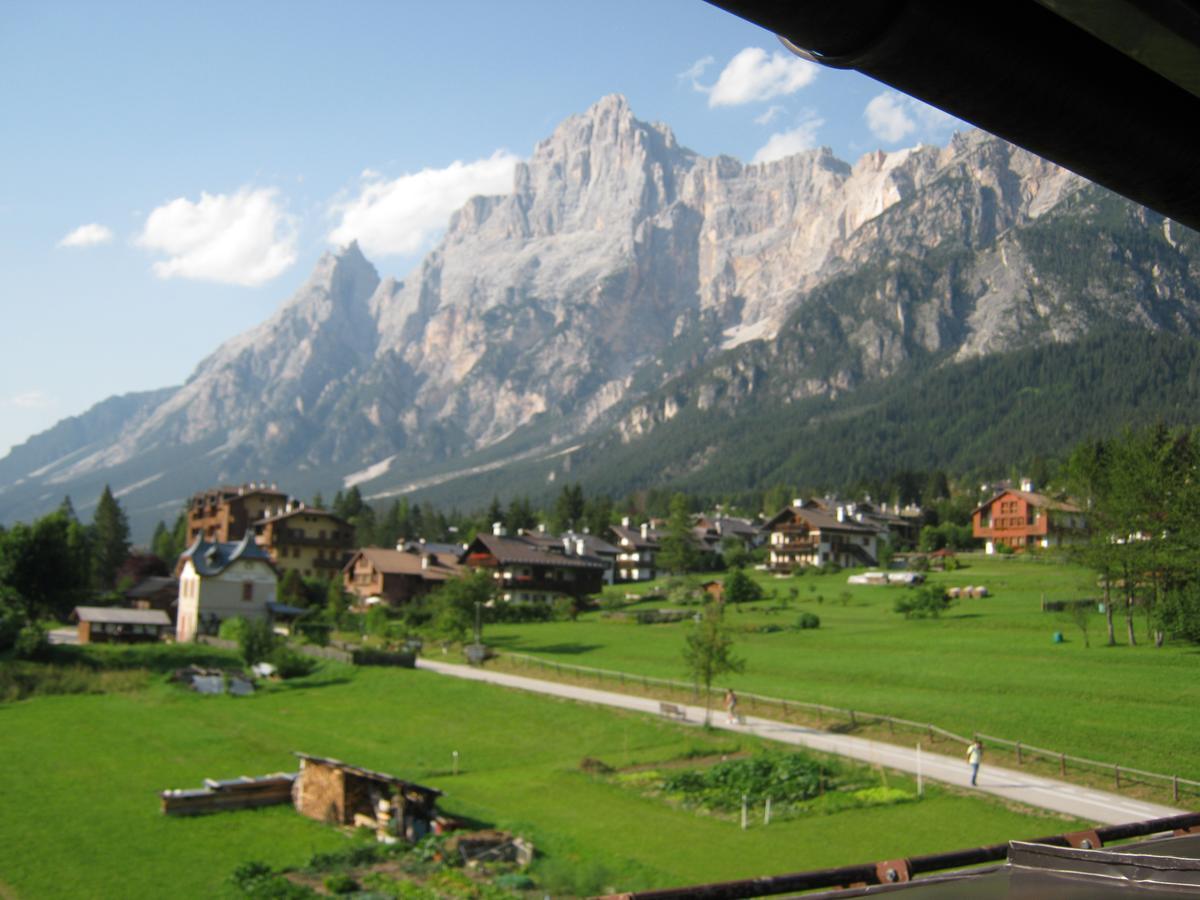 Hotel Albergo Dolomiti San Vito di Cadore Eksteriør billede